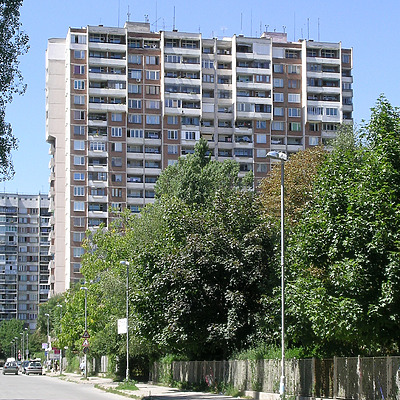 Zona B-5, Block 10 by Kaloian
