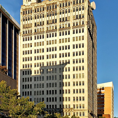 Regions Bank Building by Ryan Hildebrand