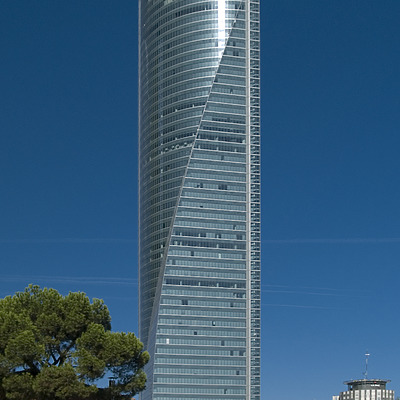 Torre Espacio by Cesar Serrano