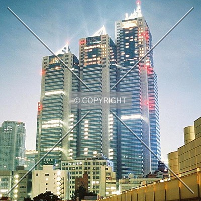 Shinjuku Park Tower by Andrew Stewart