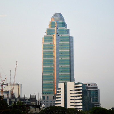 Vanit Tower II by Huopa