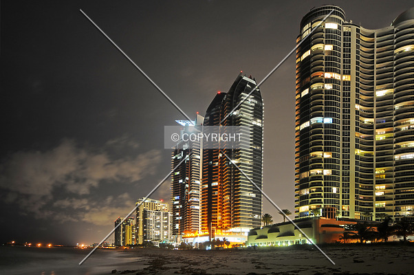 Sunny Isles Beach by Jorge Molina